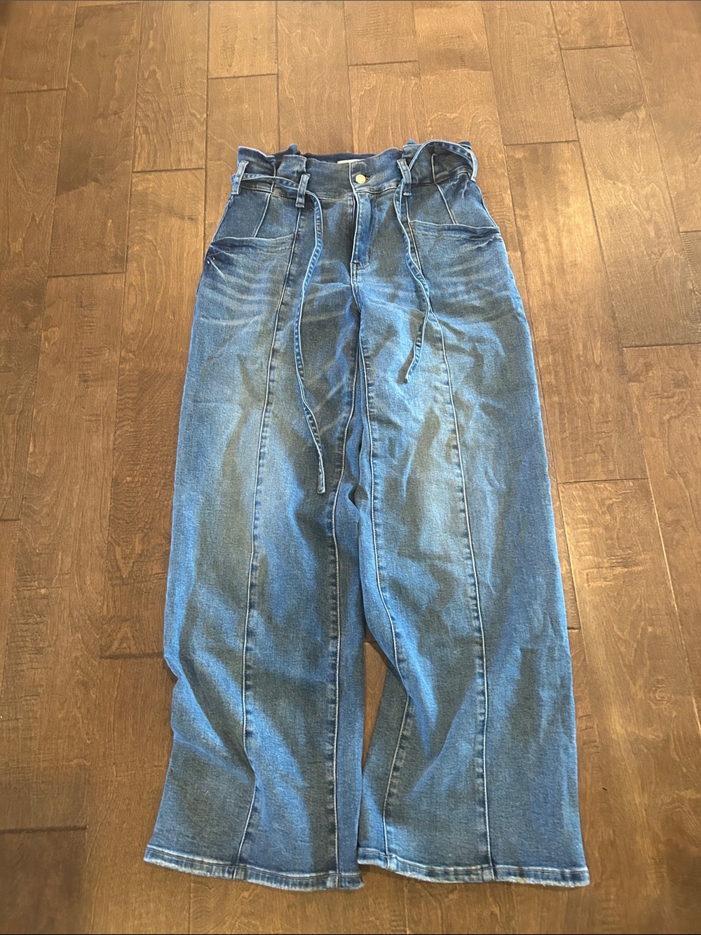 Relaxed Wide-Leg Women’s Jeans in Blue with Drawcord